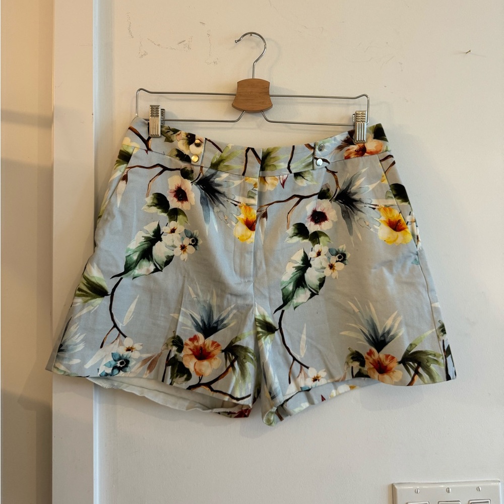 Zara Basic Floral Print High-Waist Shorts - Light Blue with Multicolor Flowers
